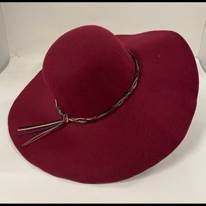 NWT Felt Floppy with Multicolour Suede Band
